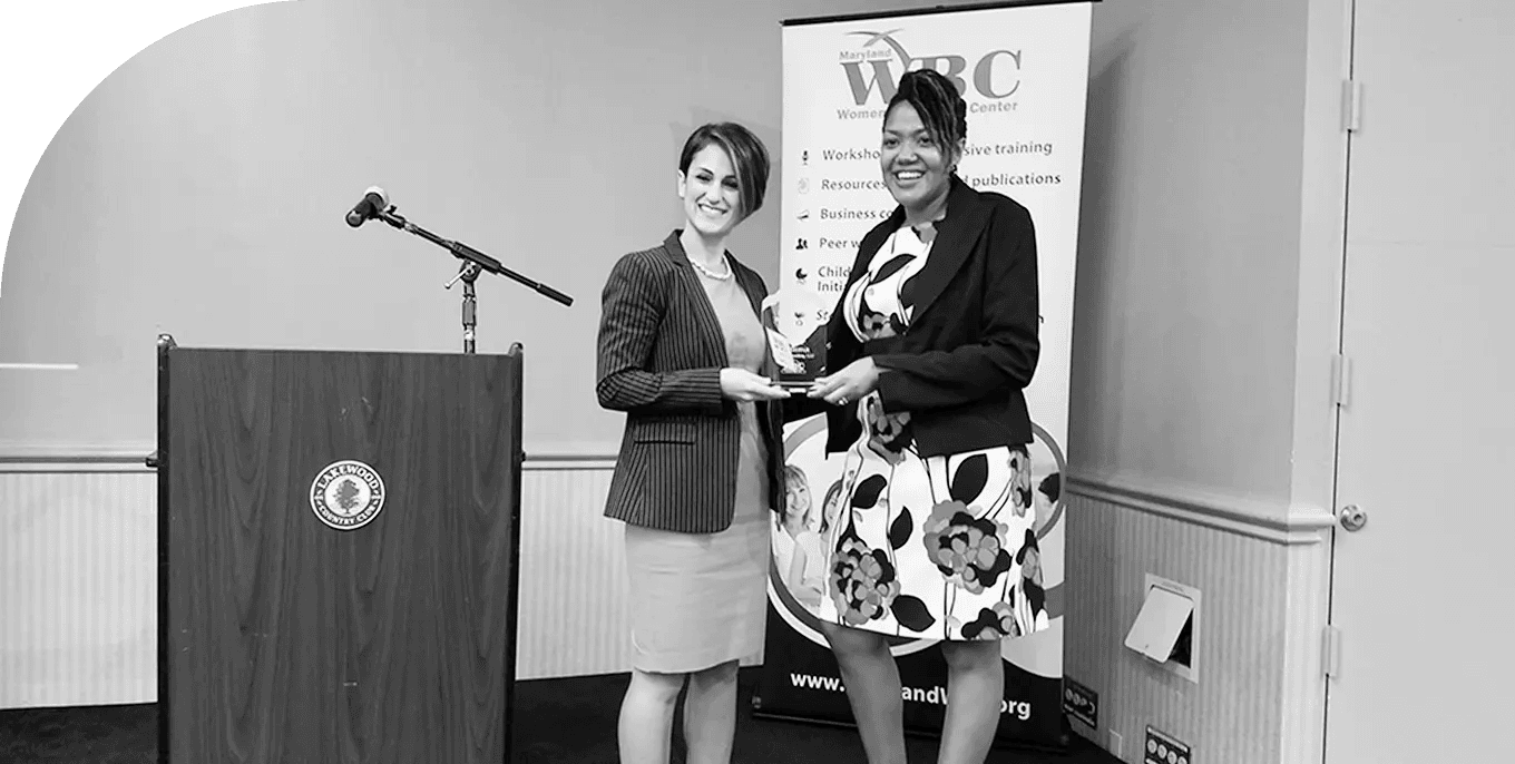 collegues working at the office